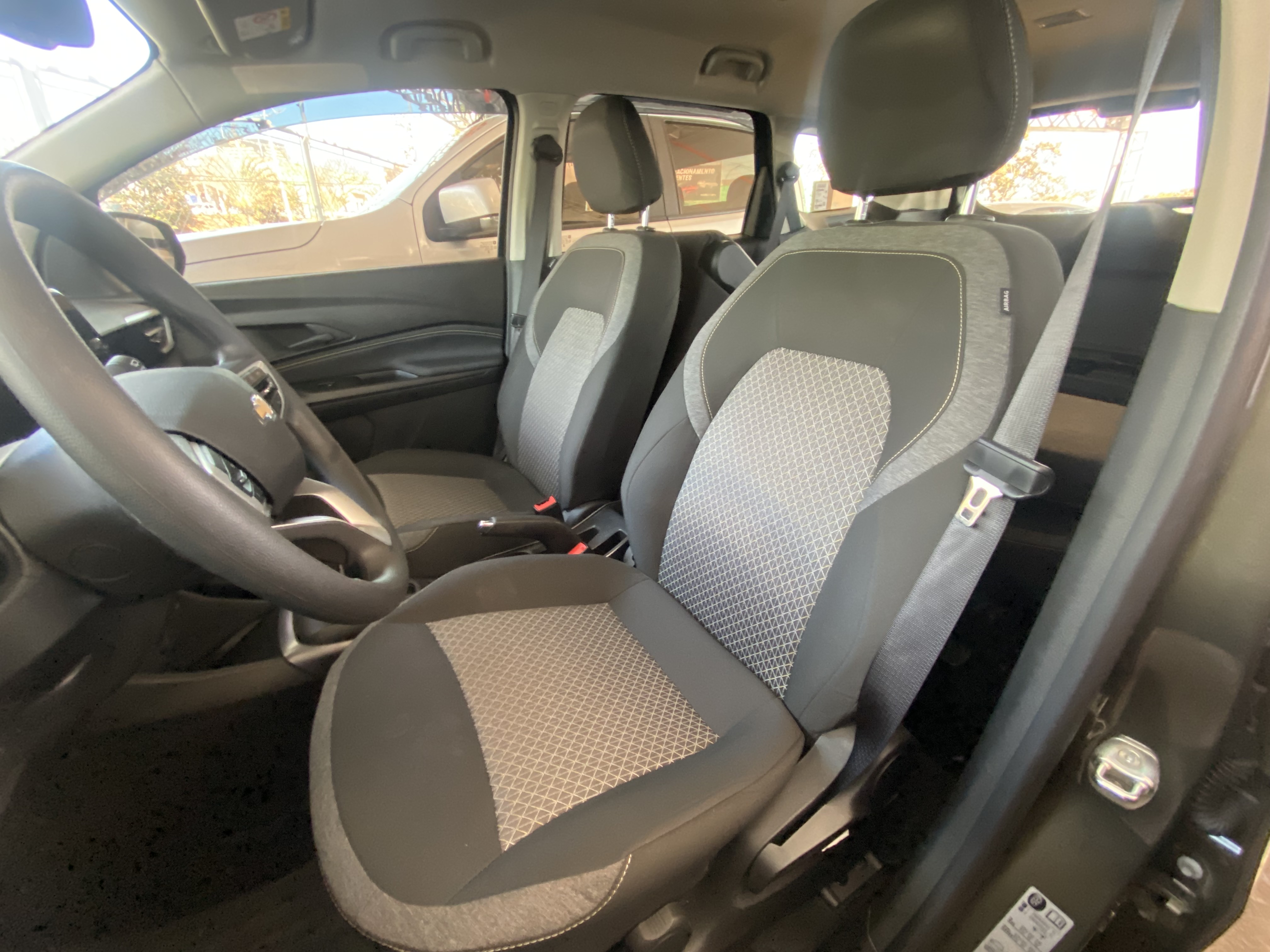 SPIN 1.8 LT 8V FLEX 4P AUTOMÁTICO3