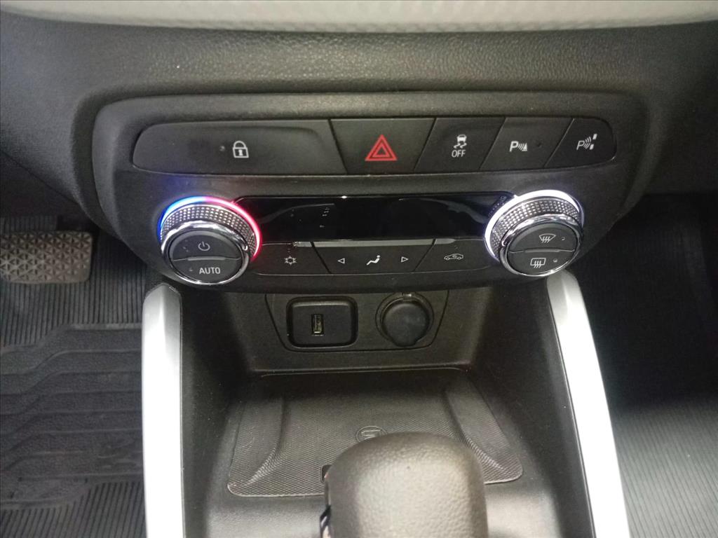 ONIX 1.0 TURBO FLEX PREMIER AUTOMÁTICO7