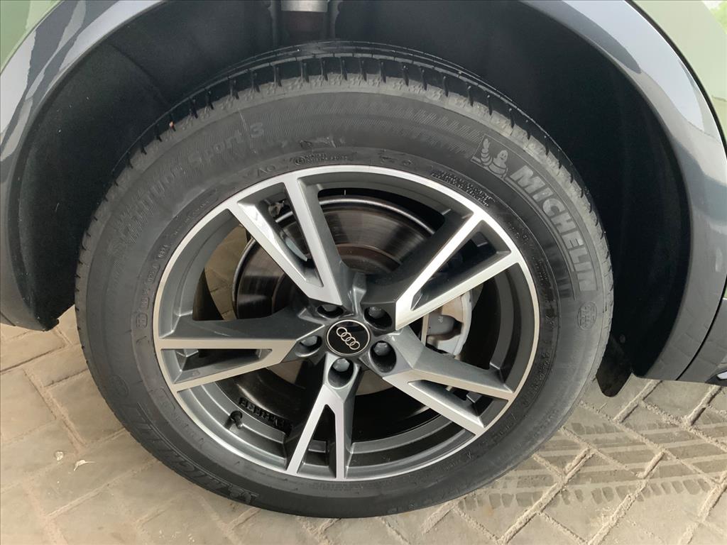 Audi-Q5-2.0 55 TFSIE PHEV PERFORMANCE BLACK QUATTRO S TRONIC