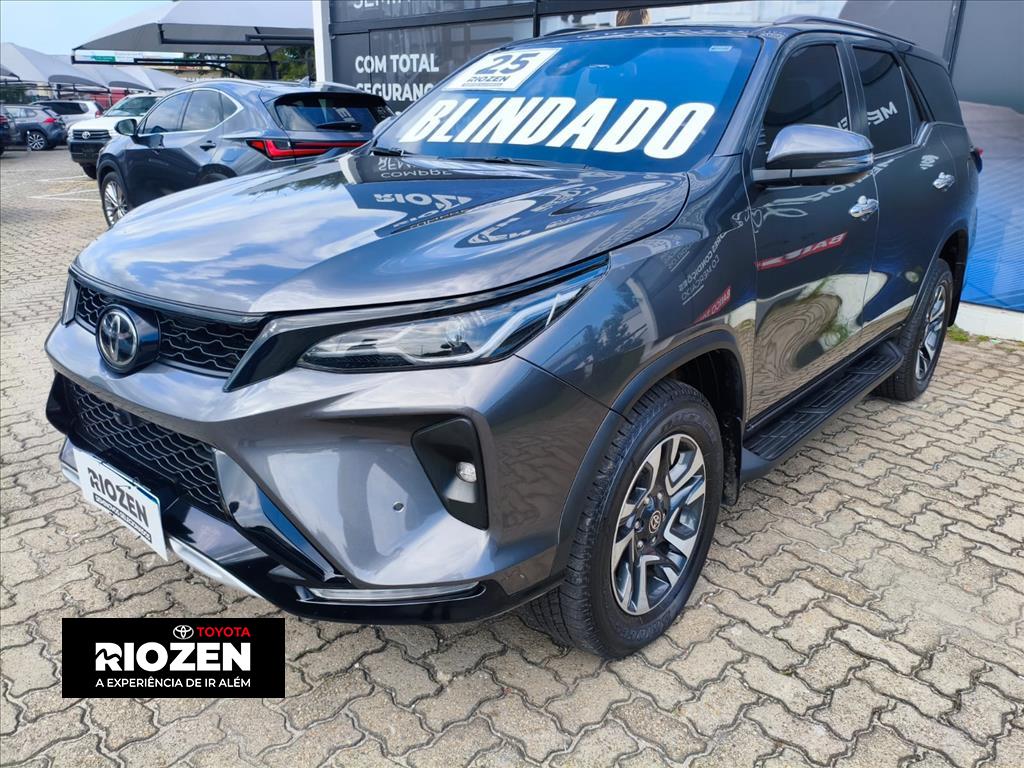 HILUX SW4 2.8 D-4D TURBO DIESEL SRX PLATINUM 7L 4X4 AUTOMÁTICO1