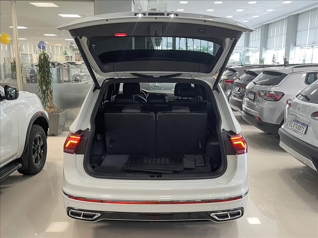 TIGUAN 2.0 300 TSI GASOLINA ALLSPACE R-LINE AUTOMÁTICO16