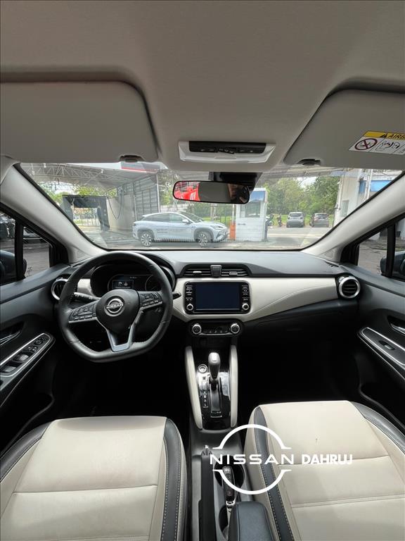 VERSA 1.6 16V FLEX EXCLUSIVE XTRONIC8