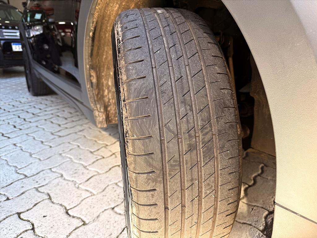 Volkswagen Nivus - 1.0 200 TSI TOTAL FLEX SENSE AUTOMÁTICO