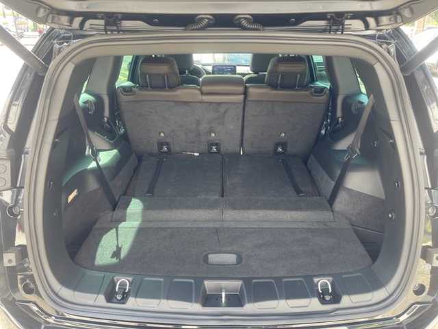 COMMANDER 2.0 TD380 TURBO DIESEL OVERLAND AT9 COMMANDER 2.0 TD380 TURBO DIESEL OVERLAND AT9