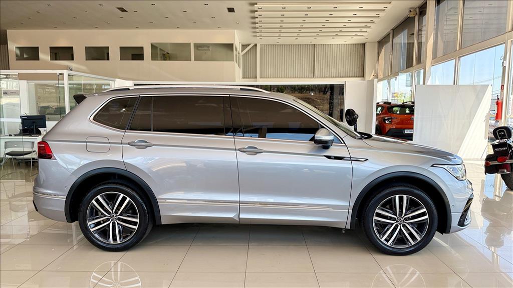 TIGUAN 2.0 300 TSI GASOLINA ALLSPACE R-LINE AUTOMÁTICO