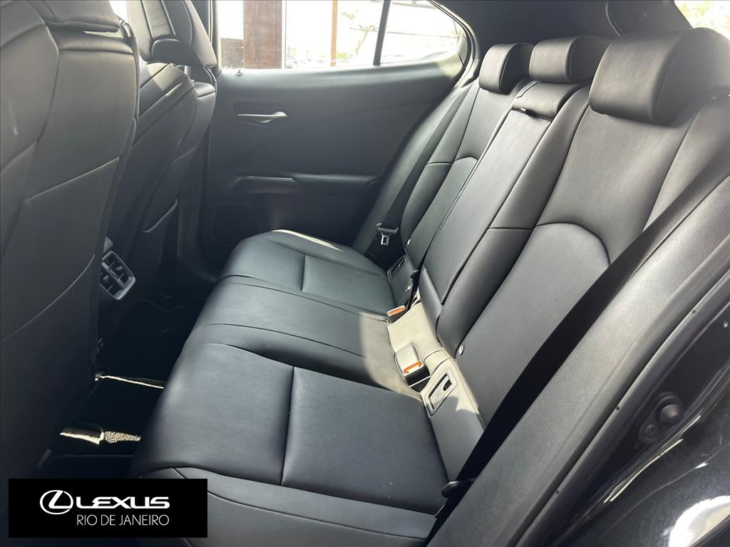 UX 250h 2.0 VVT-I HYBRID F-SPORT CVT
