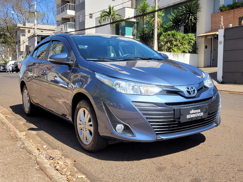 YARIS 1.5 16V FLEX SEDAN XL MULTIDRIVE