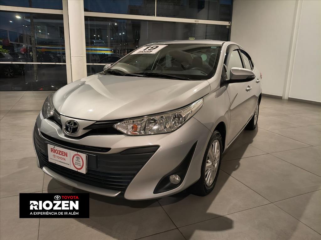 YARIS 1.5 16V FLEX SEDAN XL MULTIDRIVE1