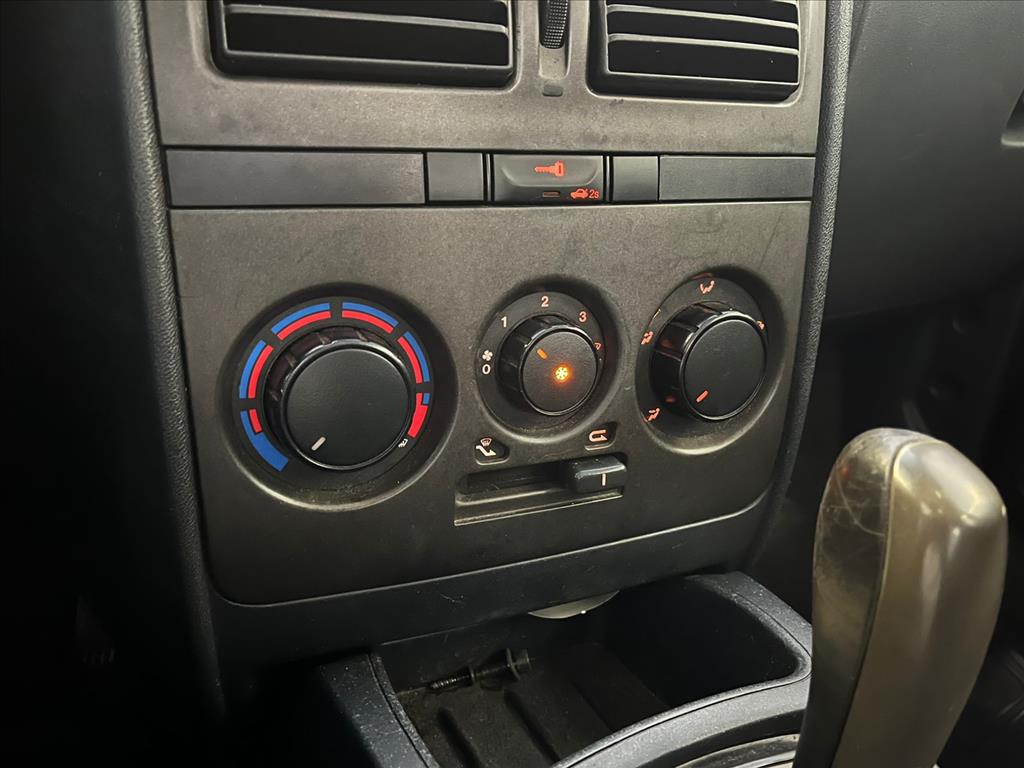 IDEA 1.8 MPI ADVENTURE 16V FLEX 4P AUTOMATIZADO12