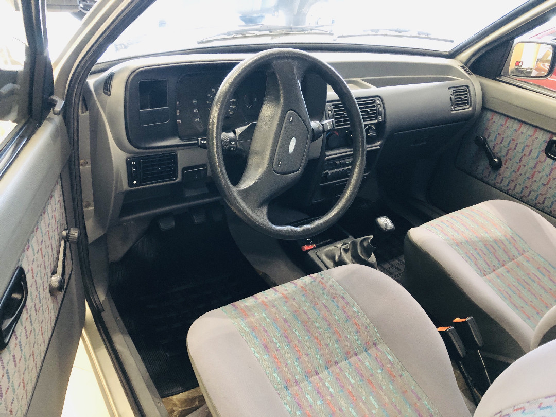 ESCORT 1.0 HOBBY 8V GASOLINA 2P MANUAL6