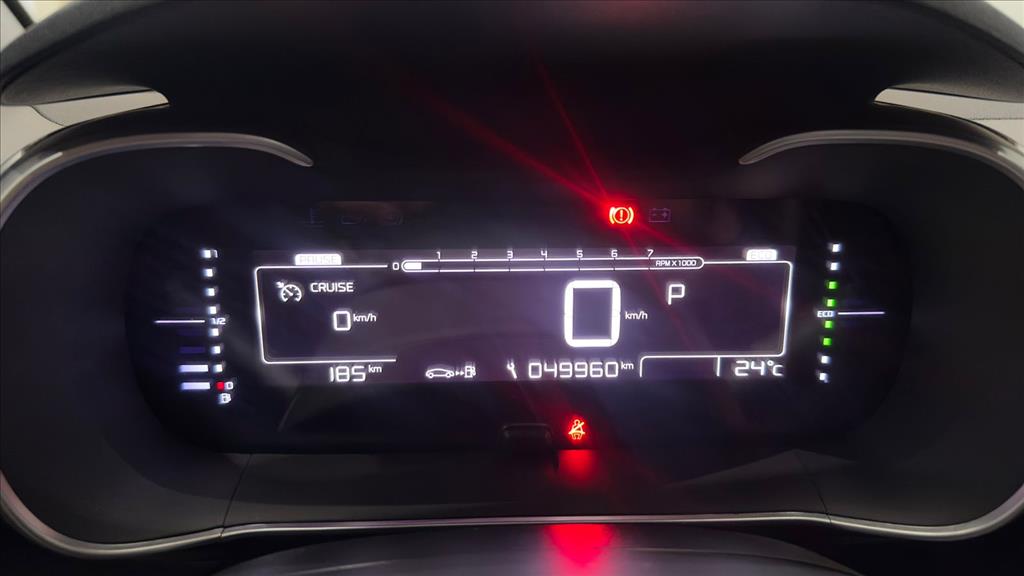 Citroën-C4 CACTUS-1.6 VTI 120 FLEX FEEL EAT6