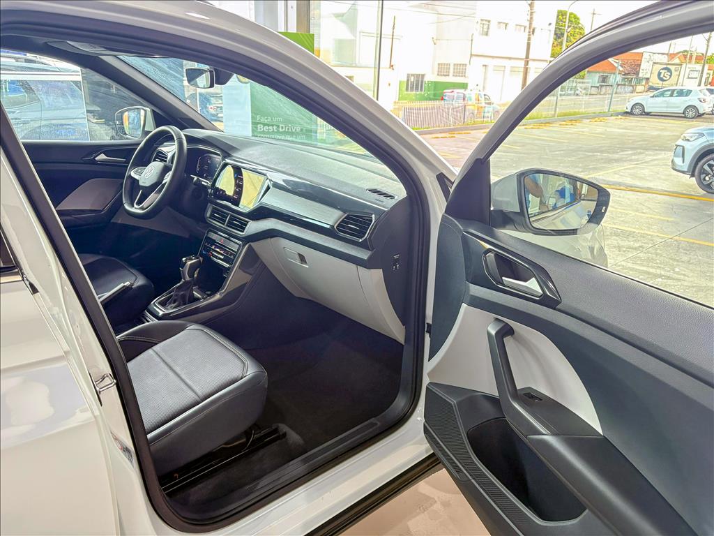 T-CROSS 1.4 250 TSI TOTAL FLEX HIGHLINE AUTOMÁTICO14