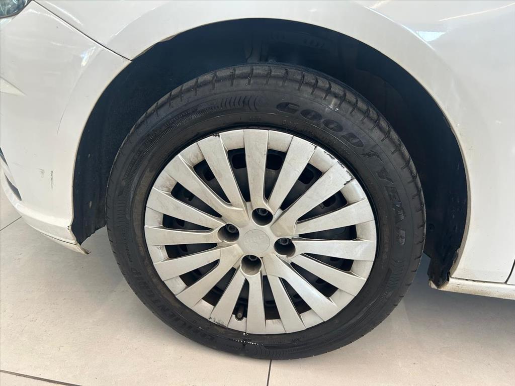 VOYAGE 1.0 12V MPI TOTALFLEX 4P MANUAL3