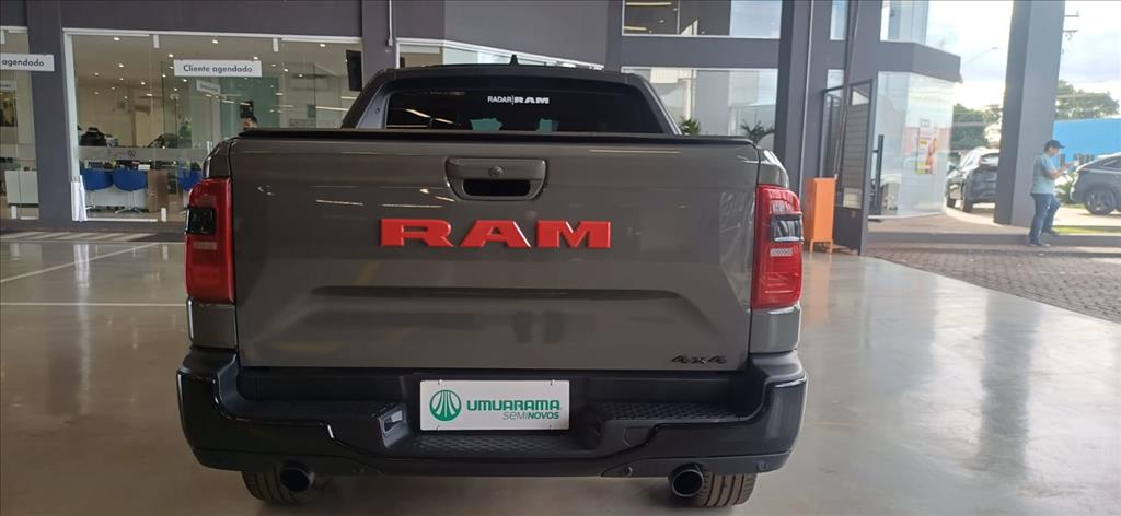 RAMPAGE 2.0 HURRICANE 4 TURBO GASOLINA R/T 4X4 AUTOMÁTICO5