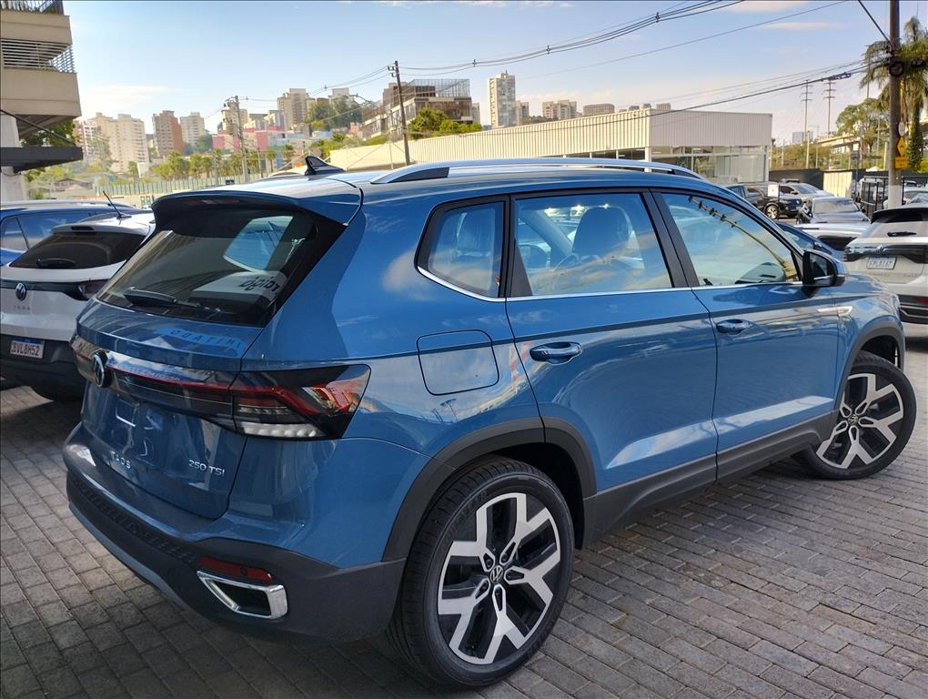 TAOS 1.4 250 TSI TOTAL FLEX HIGHLINE AUTOMÁTICO5