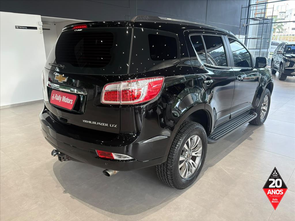 GM - Chevrolet-TRAILBLAZER-2.8 LTZ 4X4 16V TURBO DIESEL 4P AUTOMÁTICO