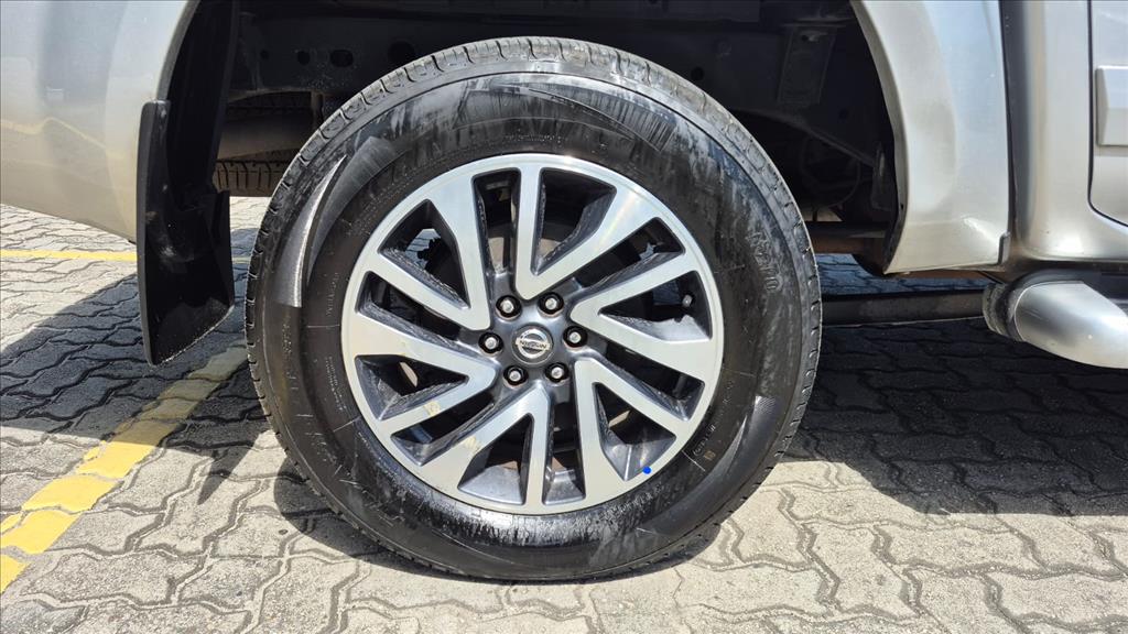 FRONTIER 2.3 16V TURBO DIESEL LE CD 4X4 AUTOMÁTICO15