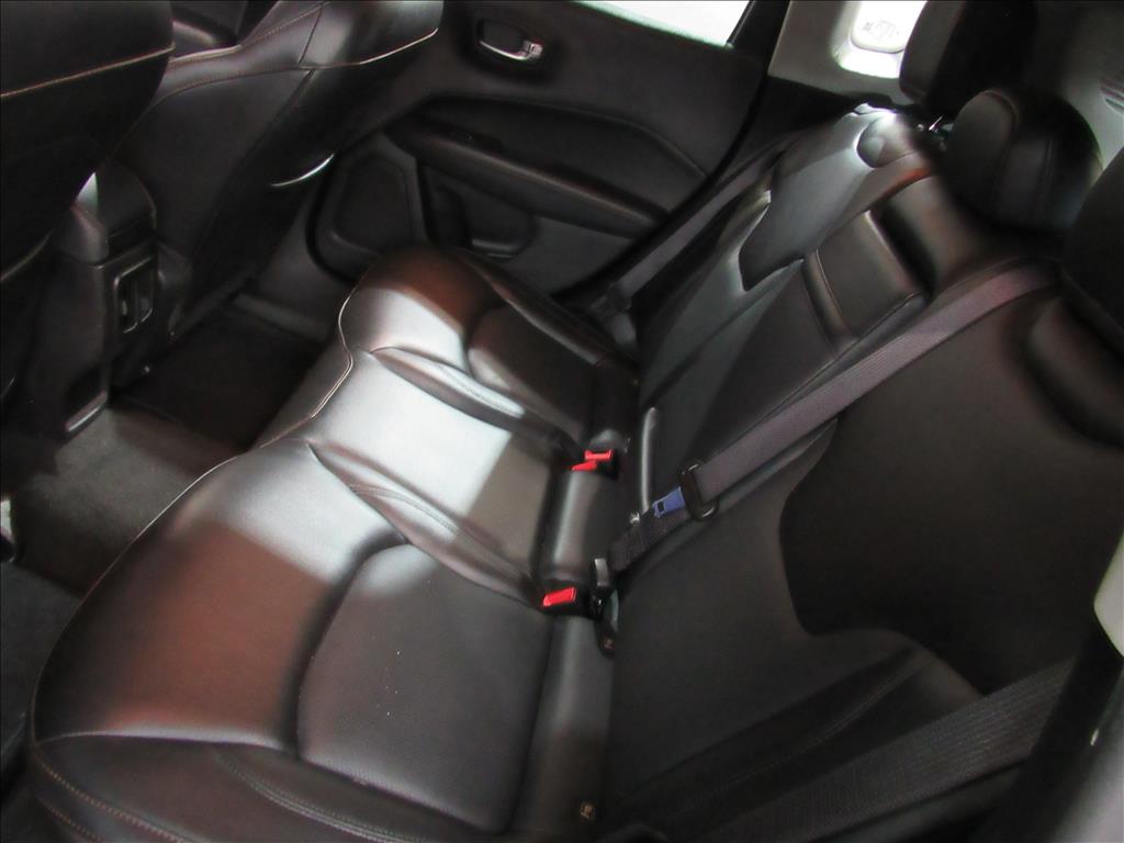 COMPASS 2.0 16V DIESEL LIMITED 4X4 AUTOMÁTICO9 COMPASS 2.0 16V DIESEL LIMITED 4X4 AUTOMÁTICO9