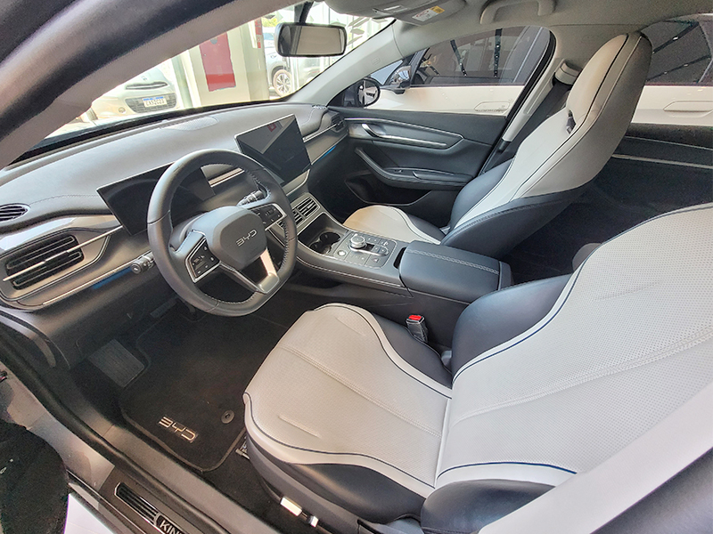 KING 1.5 DM-I PHEV GS AUTOMÁTICO7