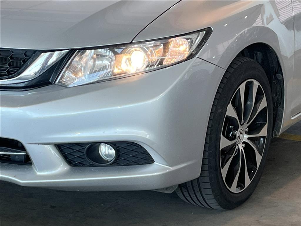 CIVIC 2.0 LXR 16V FLEX 4P AUTOMÁTICO3