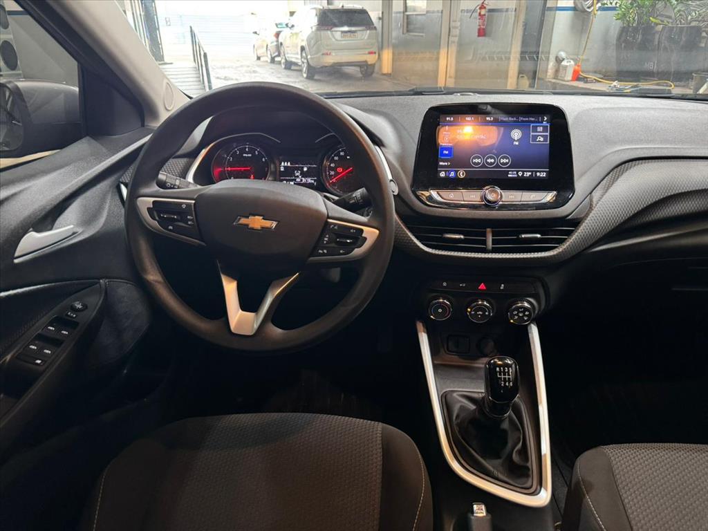 GM - Chevrolet-ONIX PLUS-1.0 FLEX LT MANUAL