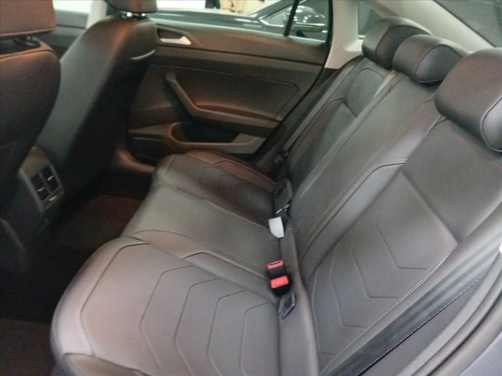 VIRTUS 1.0 200 TSI COMFORTLINE AUTOMÁTICO9