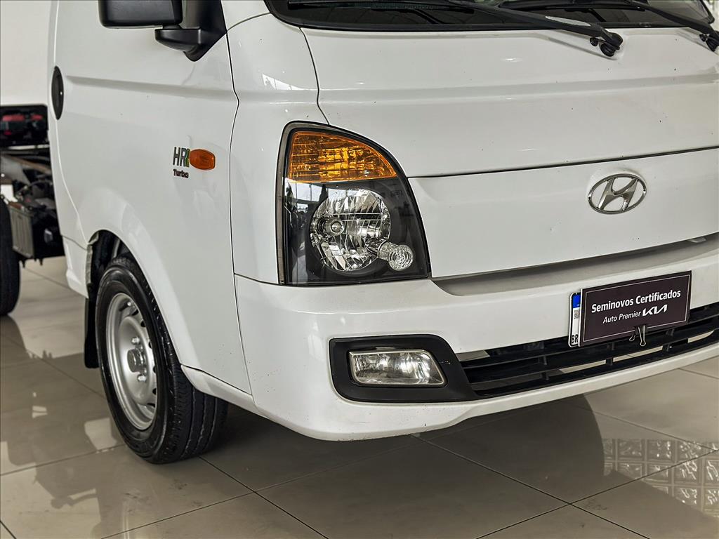 HR 2.5 LONGO SEM CAÇAMBA 4X2 16V 130CV TURBO INTERCOOLER DIESEL 2P MANUAL1