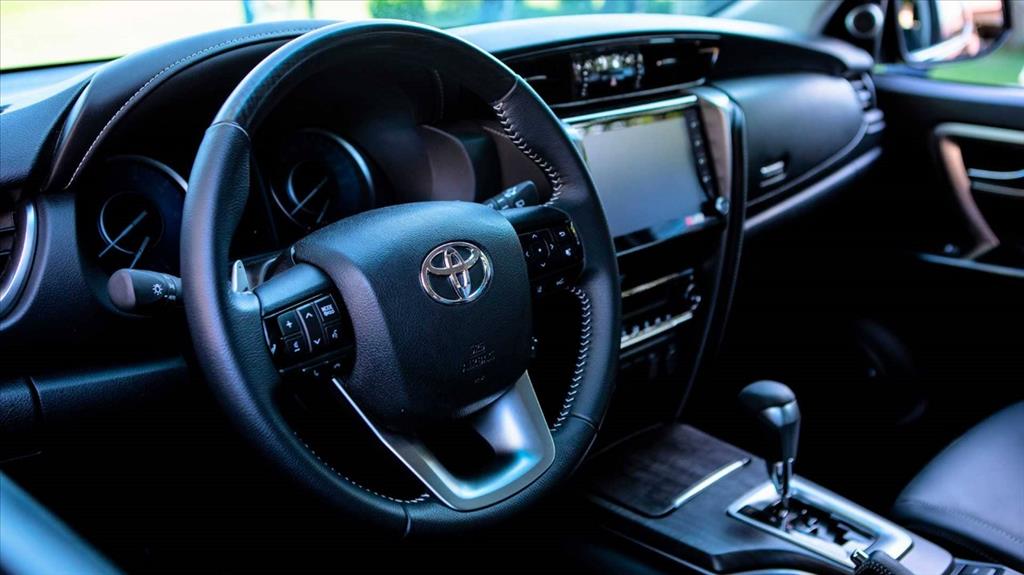 HILUX SW4 2.8 D-4D TURBO DIESEL SRX PLATINUM 4X4 AUTOMÁTICO8