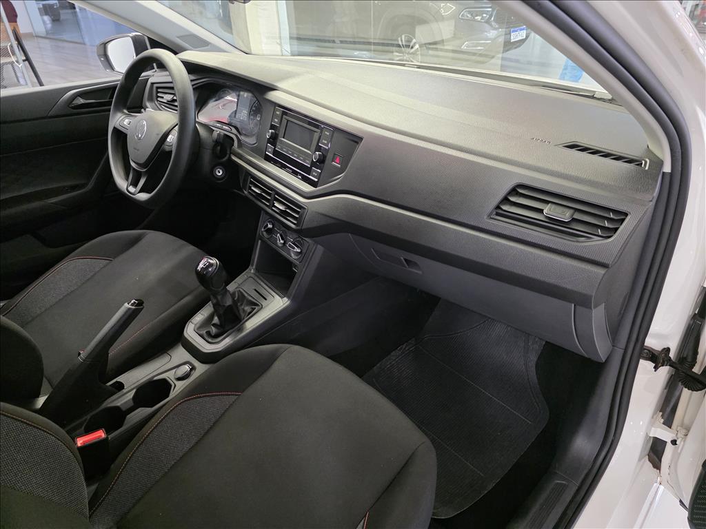 POLO 1.0 MPI TRACK MANUAL8