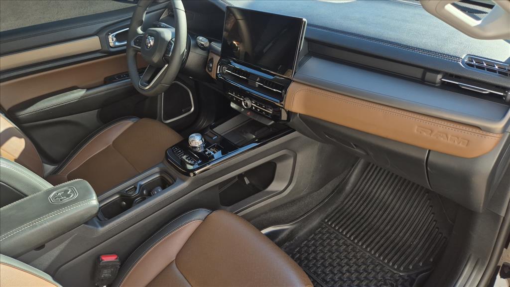 RAMPAGE 2.0 TURBO DIESEL LARAMIE 4X4 AUTOMÁTICO6