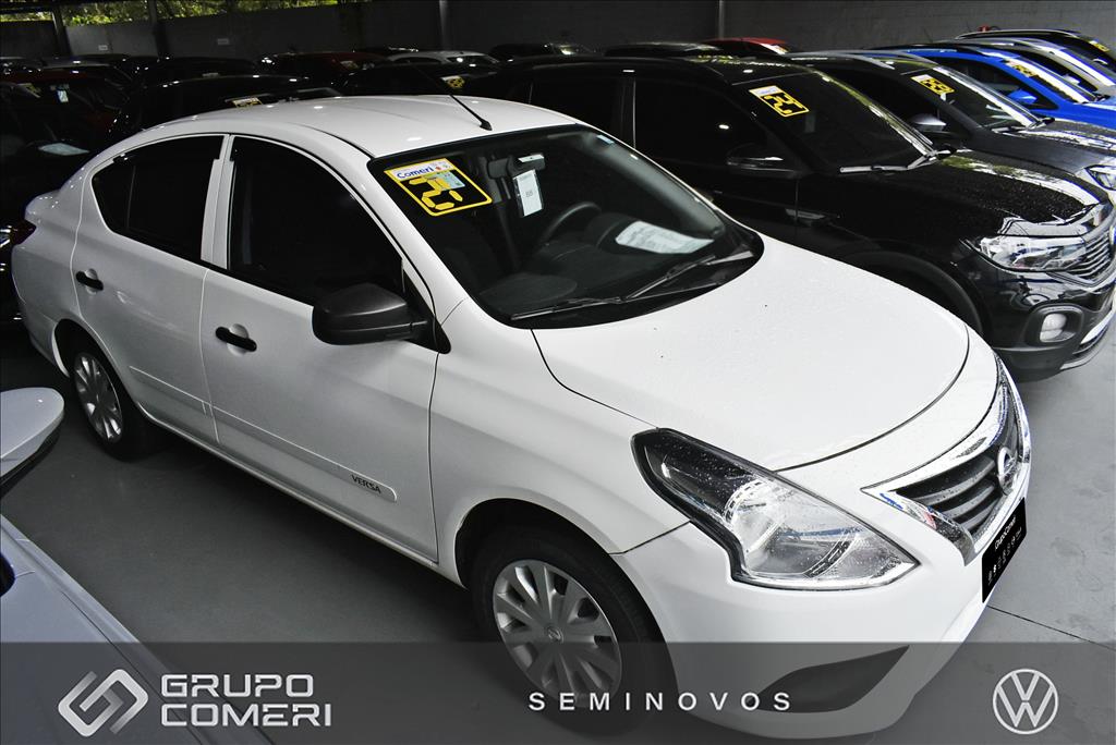 VERSA 1.6 16V FLEXSTART V-DRIVE MANUAL2