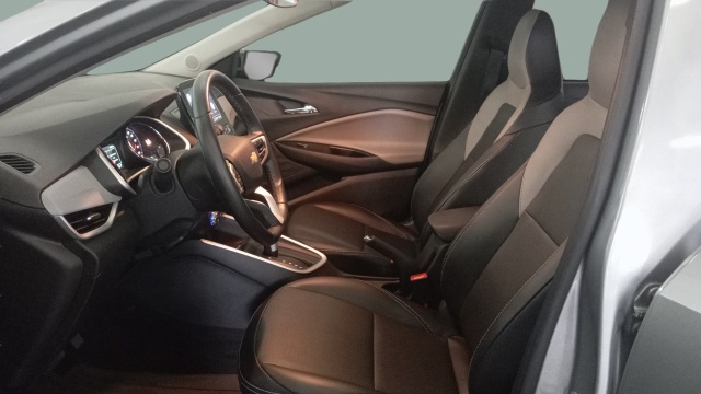 ONIX PLUS 1.0 TURBO FLEX PREMIER AUTOMÁTICO10