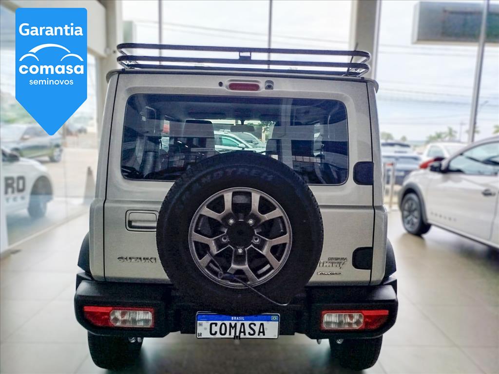 JIMNY 1.5 GASOLINA SIERRA 4YOU 4X4 AUTOMÁTICO5