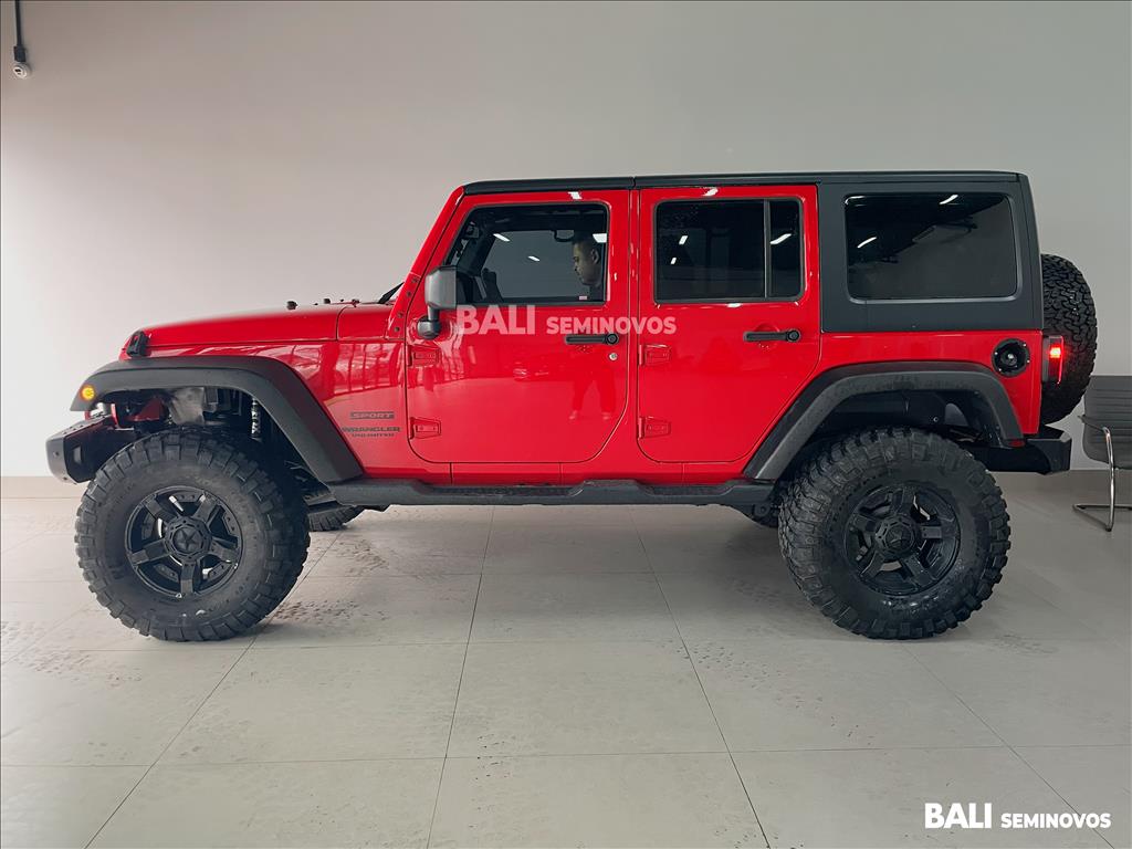WRANGLER 3.6 UNLIMITED SPORT 4X4 V6 GASOLINA 4P AUTOMÁTICO3