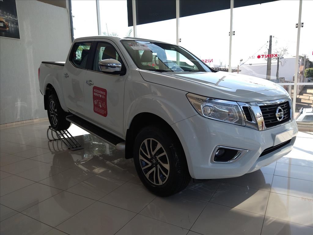FRONTIER 2.3 16V TURBO DIESEL XE CD 4X4 AUTOMÁTICO FRONTIER 2.3 16V TURBO DIESEL XE CD 4X4 AUTOMÁTICO