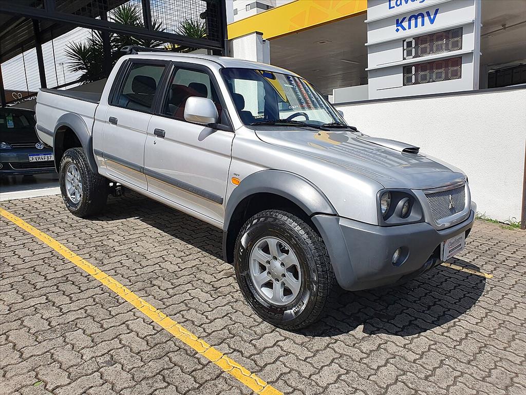 Mitsubishi L200 Outdoor - 2.5 HPE 4X4 CD 8V TURBO INTERCOOLER DIESEL 4P MANUAL