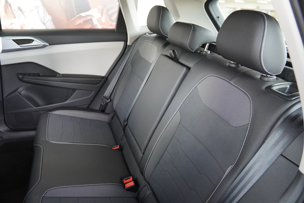 TAOS 1.4 250 TSI TOTAL FLEX COMFORTLINE AUTOMÁTICO9