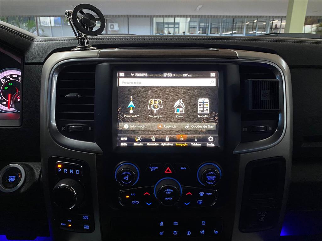 CLASSIC 5.7 V8 GASOLINA LARAMIE CD 4X4 AUTOMÁTICO5