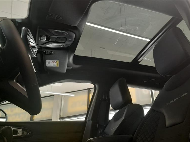 COMPASS 2.0 HURRICANE 4 TURBO GASOLINA BLACKHAWK AT912