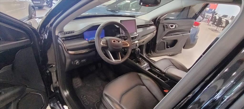 COMPASS 1.3 T270 TURBO FLEX LIMITED AT6