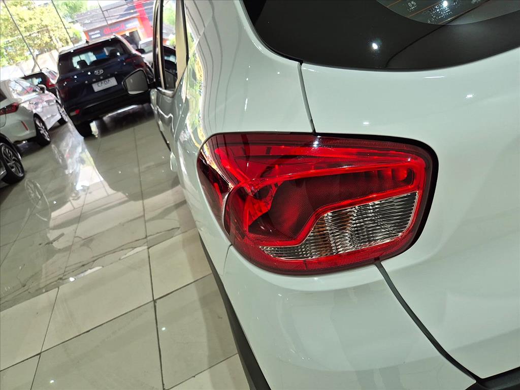 Renault-KWID-1.0 12V SCE FLEX INTENSE MANUAL