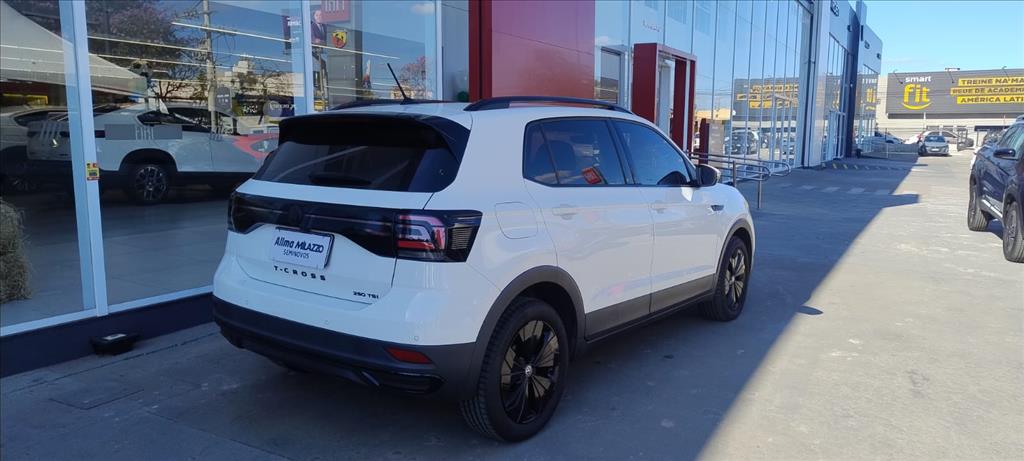 T-CROSS 1.4 250 TSI TOTAL FLEX HIGHLINE AUTOMÁTICO12