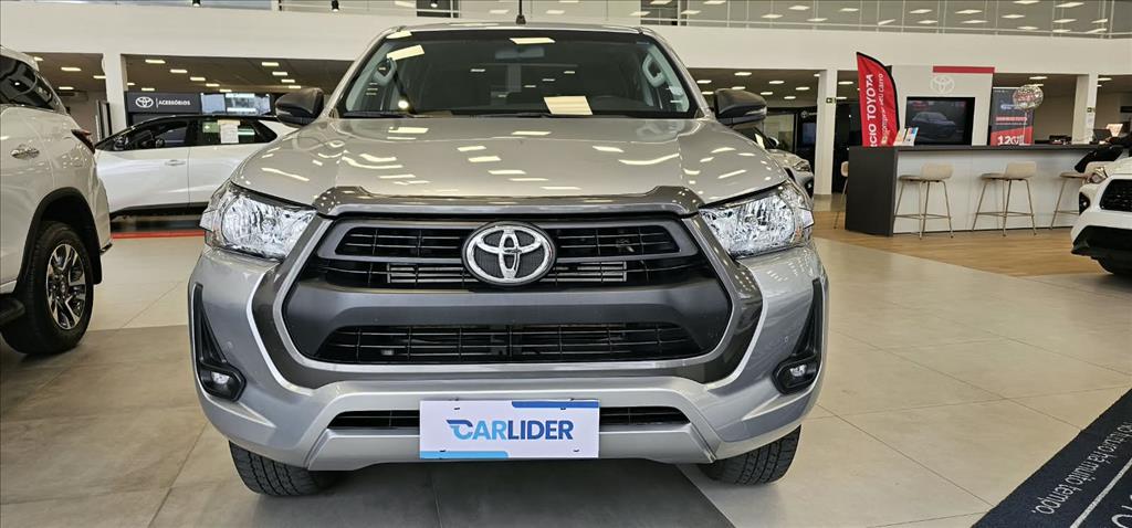 HILUX 2.8 D-4D TURBO DIESEL CD SR 4X4 AUTOMÁTICO0