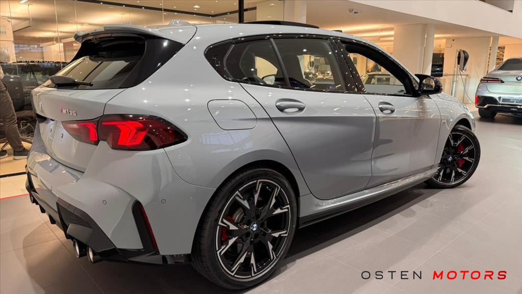 BMW-M 135i-2.0 16V TURBO GASOLINA XDRIVE STEPTRONIC