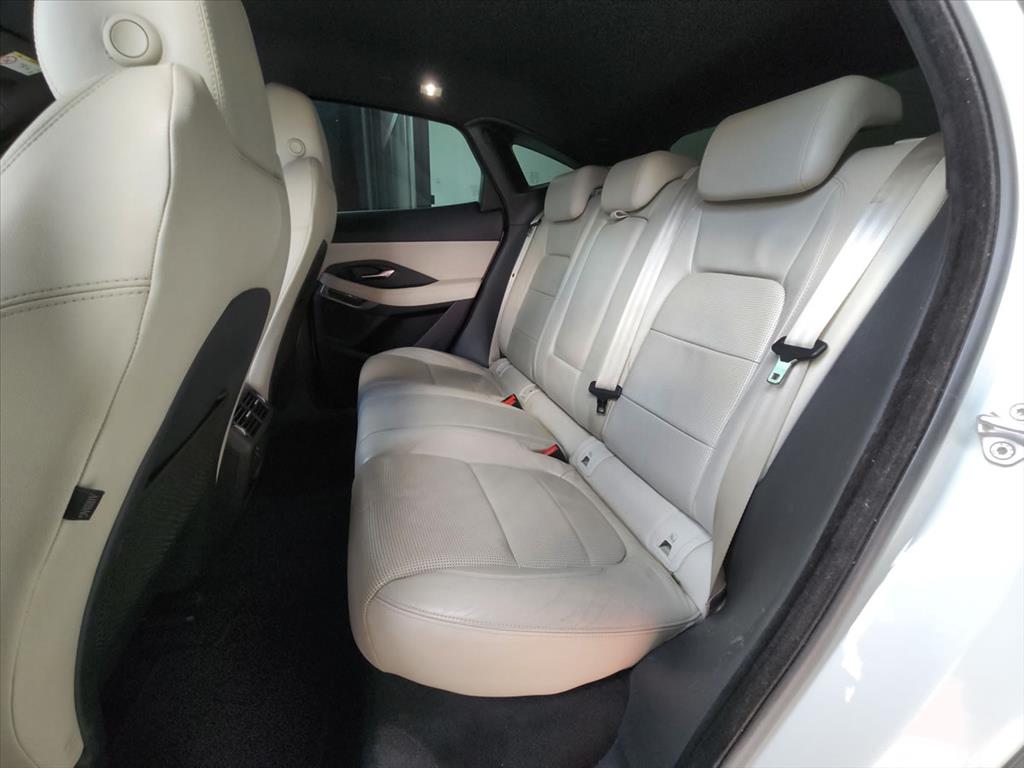 Jaguar E-Pace - 2.0 16V P250 FLEX R-DYNAMIC S AWD AUTOMÁTICO