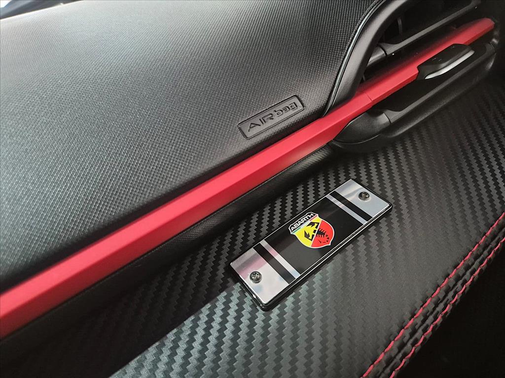 Fiat-FASTBACK-1.3 TURBO 270 FLEX ABARTH AT6