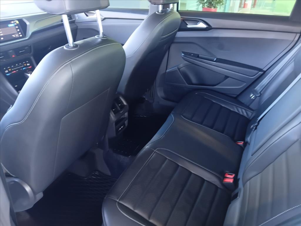 TAOS 1.4 250 TSI TOTAL FLEX HIGHLINE AUTOMÁTICO10