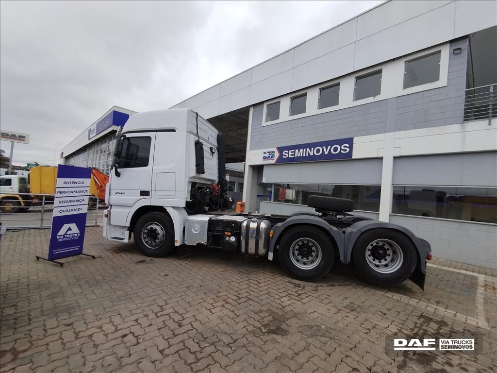 MERCEDES-BENZ-ACTROS-2546LS/33 6X2