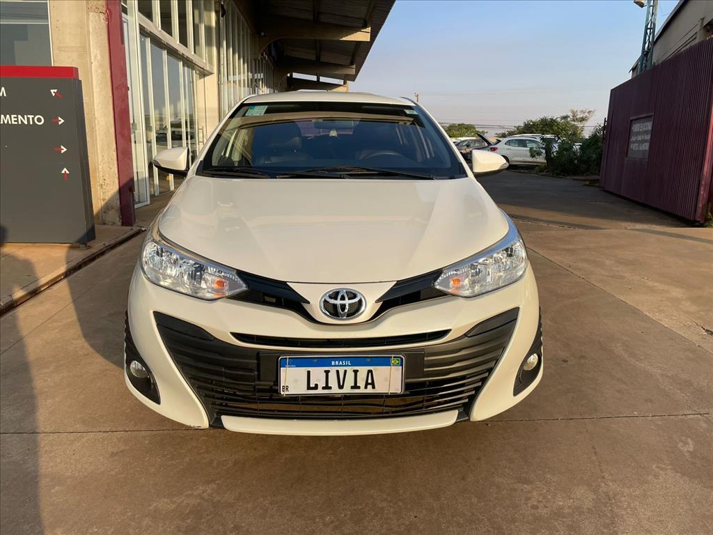 YARIS 1.5 16V FLEX SEDAN XL LIVE MULTIDRIVE YARIS 1.5 16V FLEX SEDAN XL LIVE MULTIDRIVE