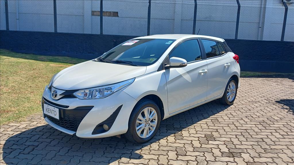 YARIS 1.5 16V FLEX XL MULTIDRIVE0
